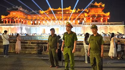 Công an TP Huế nỗ lực góp phần xây dựng môi trường du lịch an toàn, thân thiện
