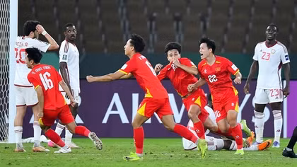 Bước tiếp, những người hùng
