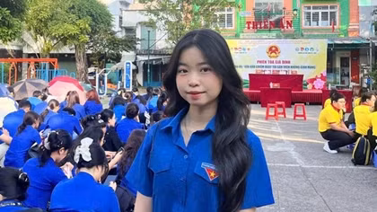 Niềm vui của những thanh niên lần đầu đi bầu cử