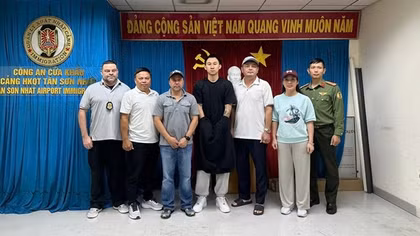Cảnh sát Việt Nam bắt 2 đối tượng truy nã theo đề nghị của Hoa Kỳ và Trung Quốc