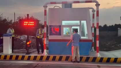 Khẩn trương khắc phục lỗi hệ thống tại các trạm thu phí trên cao tốc