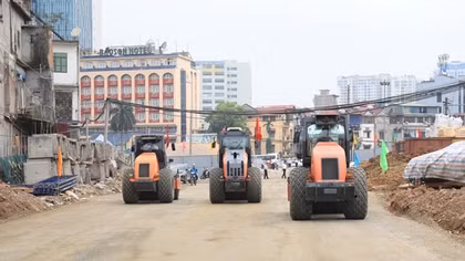 Cam kết hoàn thành nền đường Vành đai 1 trước 2/9