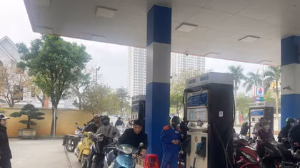 Để kìm hãm đà tăng của giá xăng dầu, Liên Bộ Công Thương- Tài chính quyết định chi sử dụng quỹ bình ổn giá xăng dầu 500 đồng/lít với xăng sinh học và dầu mazut. Dầu diesel được sử dụng quỹ 1.000 đồng/lít.