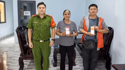 Shipper nhờ Công an phường tìm người trả lại gần 650 triệu đồng chuyển nhầm