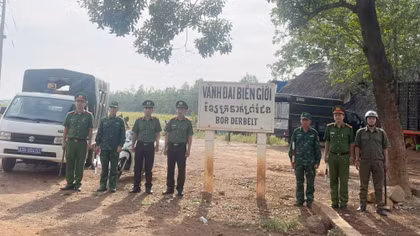 Công an xã Lộc Tấn bám địa bàn, giữ bình yên vùng biên