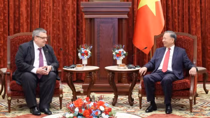 Quan hệ Việt Nam-Liên bang Nga tiếp tục phát triển mạnh mẽ, vì lợi ích của nhân dân hai nước, vì hòa bình, hợp tác của khu vực và thế giới