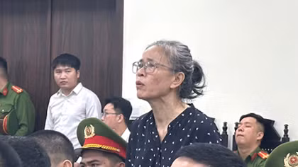 Cựu chi cục trưởng nhận hối lộ 2,2 tỷ đồng nói “do doanh nghiệp tự nguyện”