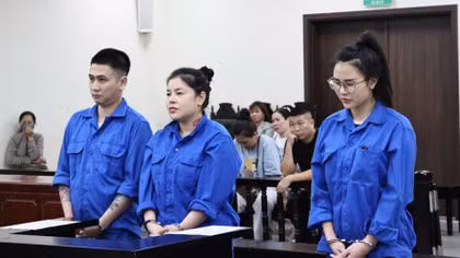 Lừa “chạy án”, ba bị cáo lĩnh hơn 41 năm tù 