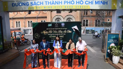 Bảo tồn và phát huy giá trị văn hóa áo dài trong đời sống đương đại