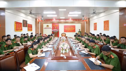 Phát động cao điểm thi đua 70 ngày đêm lập thành tích xuất sắc chào mừng kỉ niệm 70 năm Ngày truyền thống lực lượng Cảnh sát kinh tế