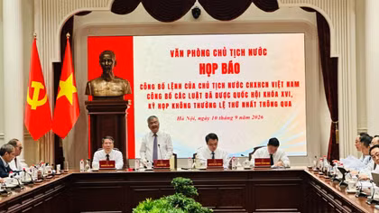 Công bố 15 luật vừa được Quốc hội khóa XVI thông qua