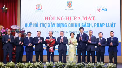 Tăng cường nguồn lực cho công tác xây dựng pháp luật 