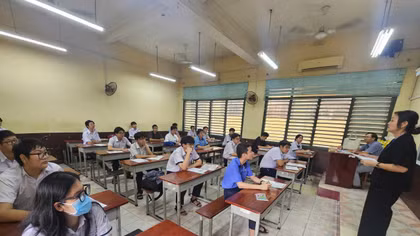 TP Hồ Chí Minh: 2 thí sinh vi phạm quy chế trong ngày đầu thi lớp vào 10 