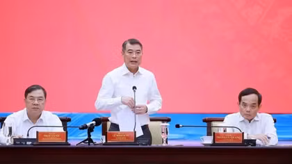 TP Hồ Chí Minh phải phát huy mạnh mẽ hơn nữa vai trò đầu tàu cả nước