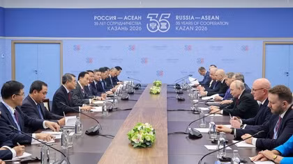 Thủ tướng Chính phủ Lê Minh Hưng hội kiến Tổng thống Nga Vladimir Putin