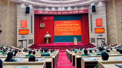 Đẩy mạnh ứng dụng công nghệ trong hoàn thiện pháp luật xử lý vi phạm hành chính 