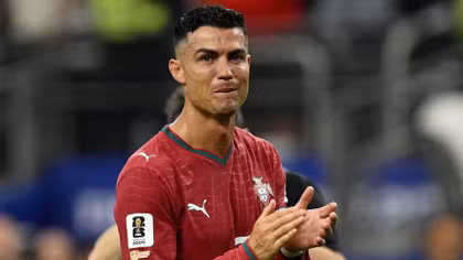 Cristiano Ronaldo: Vĩ đại giữa yêu ghét