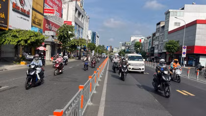 Đường Cộng Hòa được phân làn linh hoạt nên đã hạn chế tình trạng ùn ứ giao thông.