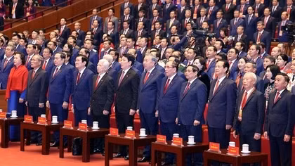 Quyết định những vấn chiến lược đối với tương lai, vận mệnh của dân tộc