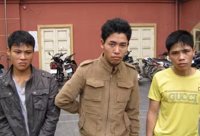 Các đối tượng gây án.
