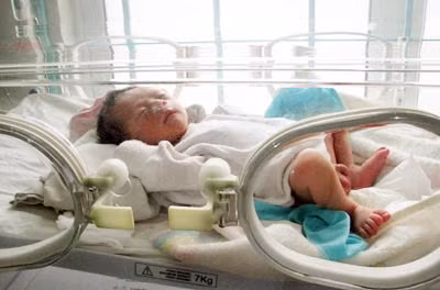 Bỏ rơi trẻ sơ sinh: Cách hành xử vô lương ảnh 1