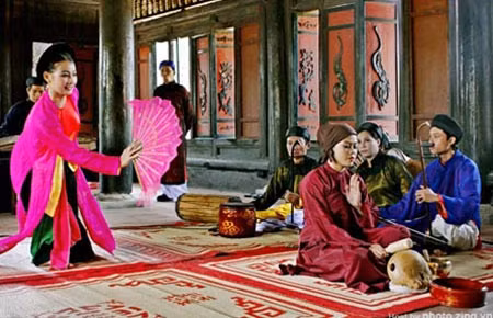 Một cảnh Thị Màu lên chùa.