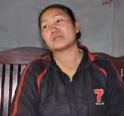Người con dâu út đang phân trần về việc hai cụ ra sống riêng.