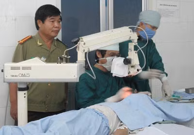 Báo CAND và các “mạnh thường quân” làm việc nghĩa tại Trà Vinh ảnh 2