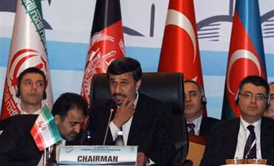 Tổng thống Iran Ahmadinejad tuyên bố các cuộc đàm phán tại Geneva đã diễn ra tốt đẹp.