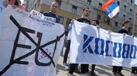 Người Serbia ở Bắc Kosovo biểu tình phản đối thoả thuận.