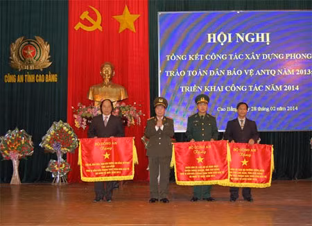 “Phong trào toàn dân bảo vệ ANTQ phải hợp lòng dân, vừa sức dân” ảnh 1