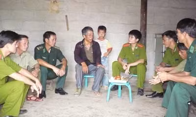 Mô hình “Tiếng mõ an ninh, chiếc gậy an toàn” ở Hà Giang ảnh 1