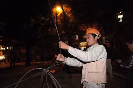 Kiểm tra lại dây cáp khu vực toà nhà.