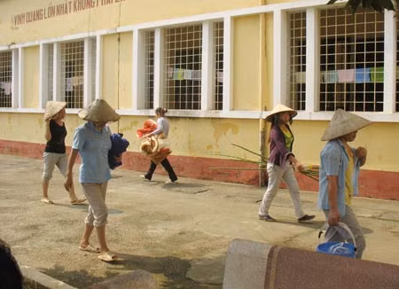 Gái mại dâm từng phải lao động giáo dục (ảnh chụp tại Trung tâm Giáo dục lao động số 2, Ba Vì - Hà Nội).