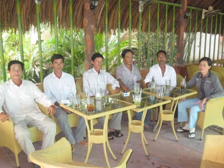 Những hộ dân bị lừa mất sổ đỏ đang đứng trước nguy cơ mất đất đai, nhà cửa.