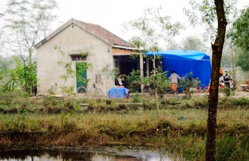 Ao nước gần nhà nơi cháu T. gặp nạn.