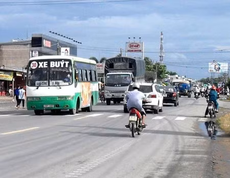 TNGT trên Quốc lộ 1A đi qua địa bàn Hậu Giang giảm, nhưng chưa bền vững.