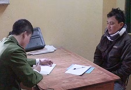 Nguyễn Ngọc Cương khai nhận hành vi phạm tội tại cơ quan CSĐT Công an tỉnh Hải Dương.