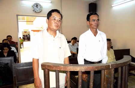 Kế toán bưu điện tham ô lĩnh án ảnh 1