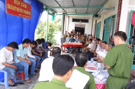 Triệt phá hàng loạt điểm đánh bạc vùng quê ảnh 1