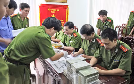 Ma túy được thu giữ tại cơ quan điều tra.