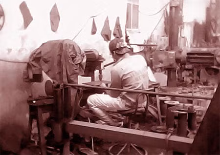 Nhiều năm qua, những sản phẩm sáng chế của ông đã đoạt nhiều giải thưởng trong nước và quốc tế.