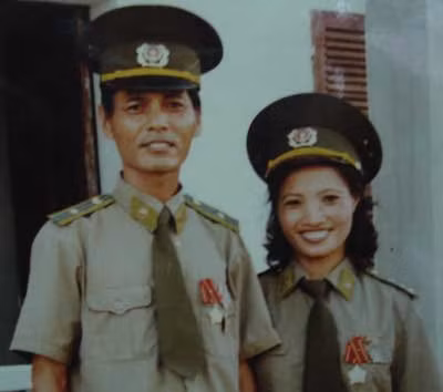 Vào chiến trường cùng cha ảnh 1