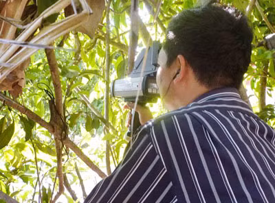 CSGT Công an Hà Tĩnh hóa trang xử lý vi phạm tốc độ.