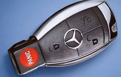 Thiết bị hỗ trợ an ninh của dòng xe Mercdecs-Benz đời mới.