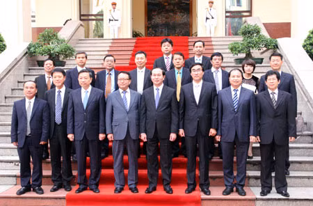 Đại tướng Trần Đại Quang, Bộ trưởng Bộ Công an Việt Nam; ngài Han Ki Bum, Phó Giám đốc thứ nhất Cơ quan An ninh Quốc gia Hàn Quốc tại buổi tiếp. Ảnh: Việt Hưng.