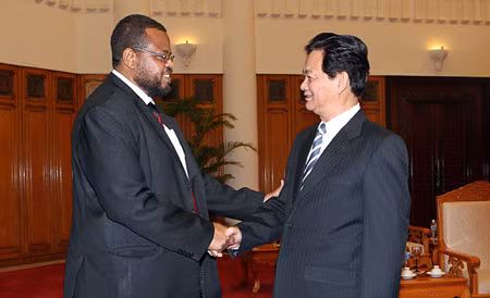Thủ tướng Nguyễn Tấn Dũng tiếp ông Mohamed Abdelkreem Abdalla Alhad, Bộ trưởng Bộ Truyền thông và Công nghệ Thông tin Sudan. Ảnh: TTXVN.