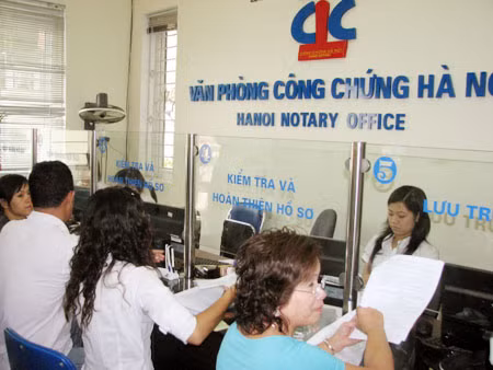 Nhiều cải tiến trong hoạt động tại các văn phòng công chứng.