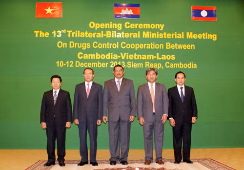 Thứ trưởng Lê Quý Vương và các đại biểu dự hội nghị.