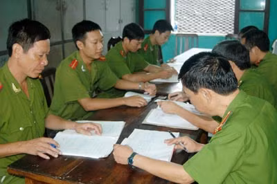 Đội CSHS - Công an TP Nam Định trước giờ lên đường làm nhiệm vụ.